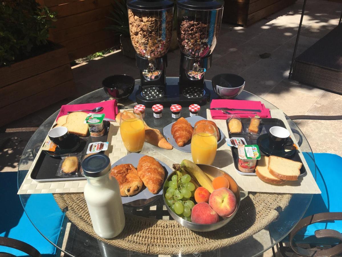 Desir'Oom Bed & Breakfast Cabannes Екстериор снимка